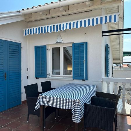 Adria Sun Apartments Vodice Bagian luar foto